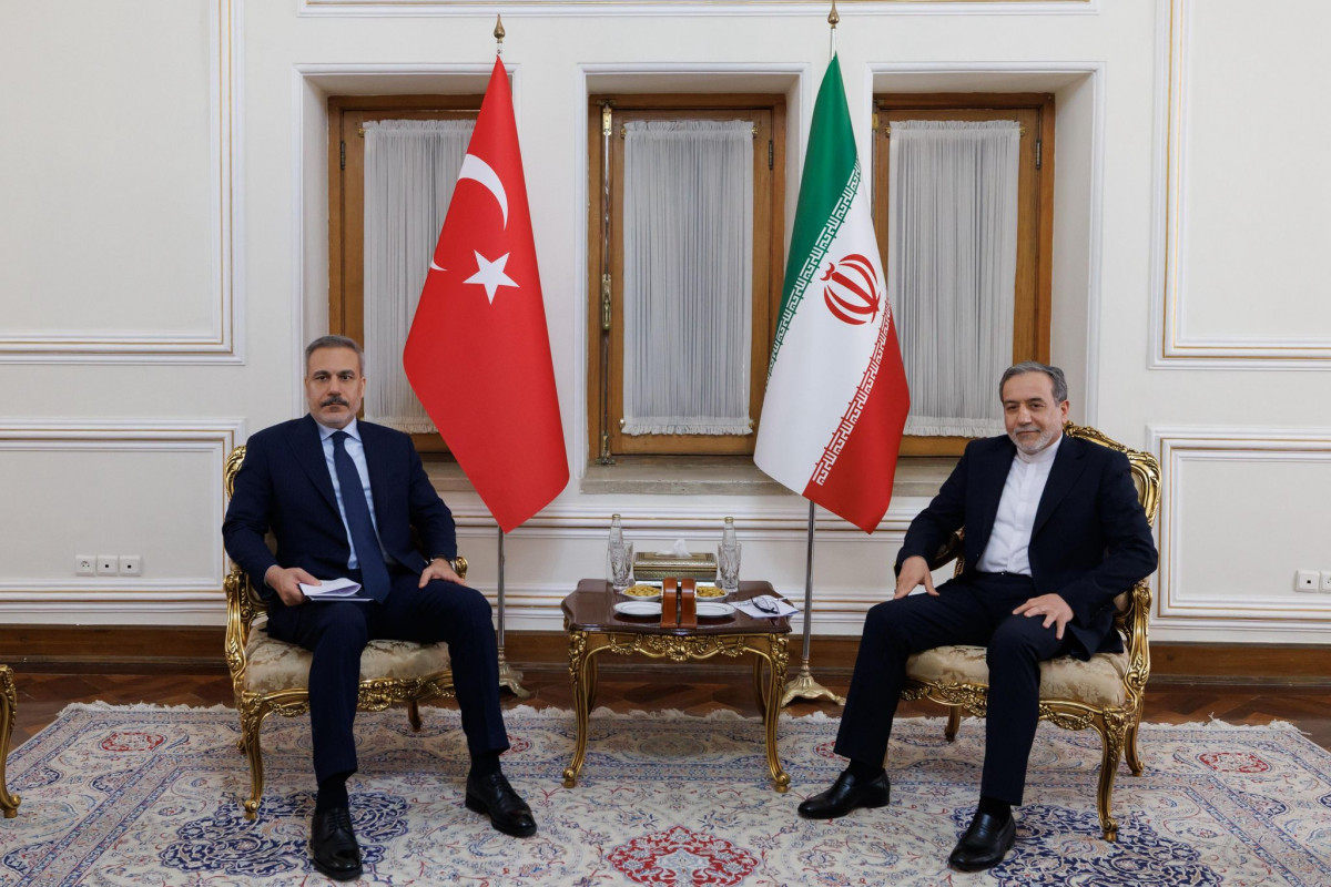 دیدار هاکان فیدان با عباس عراقچی