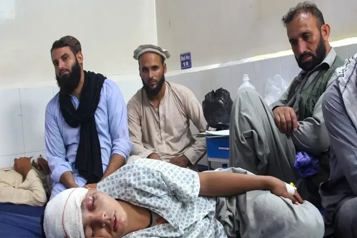 تلفات زلزله در افغانستان به ۶۲۲ نفر رسید