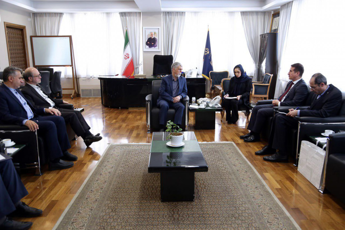 سفیر آذربایجان با وزیر فرهنگ و ارشاد اسلامی ایران دیدار کرد