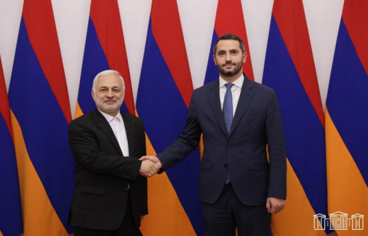 روبینیان و معاون وزیر امور خارجه ایران درباره مذاکرات ارمنستان و ترکیه گفتگو کردند