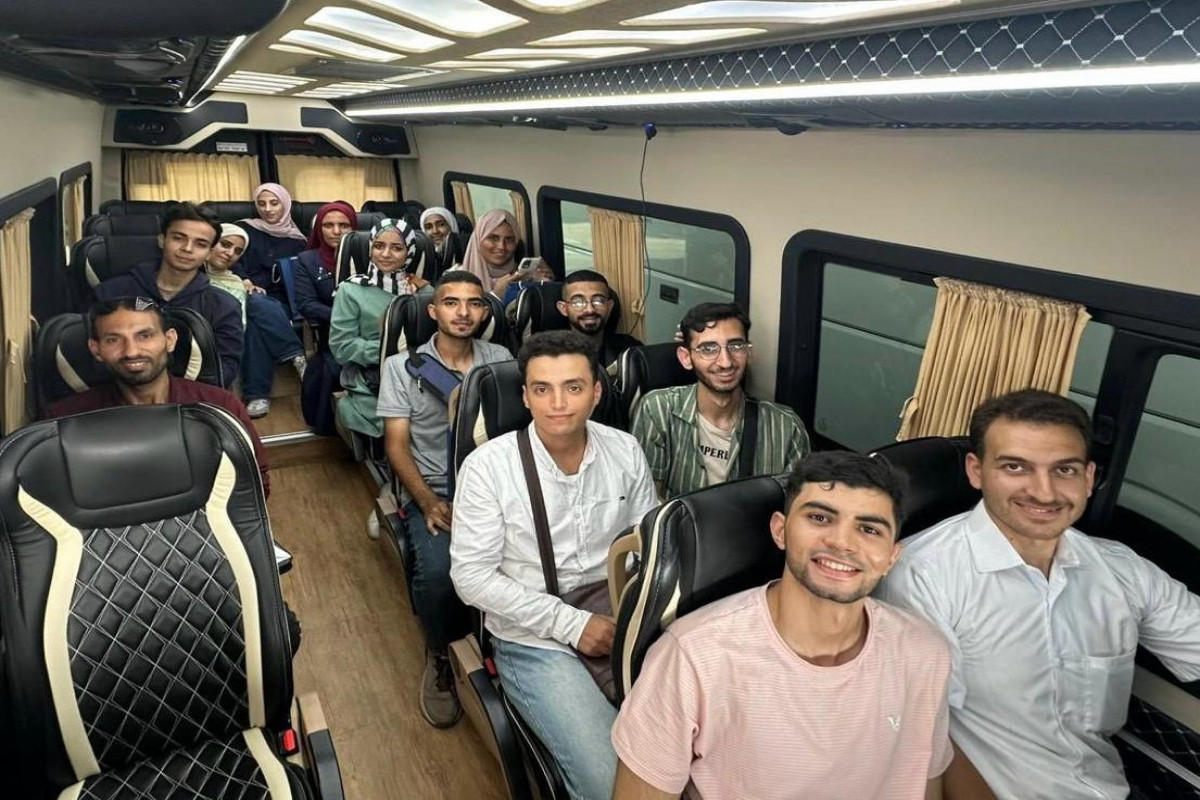 ۱۴ دانشجوی فلسطینی از غزه برای تحصیل به آذربایجان آورده شدند