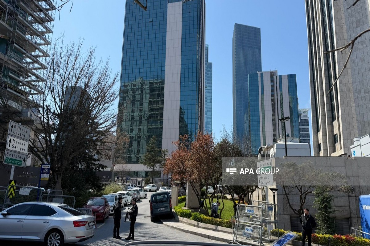 در تیراندازی مقابل کنسولگری اسرائیل در استانبول، دو افسر پلیس زخمی و یک فرد مسلح کشته شد-به‌روزرسانی‌  - تصاویر 