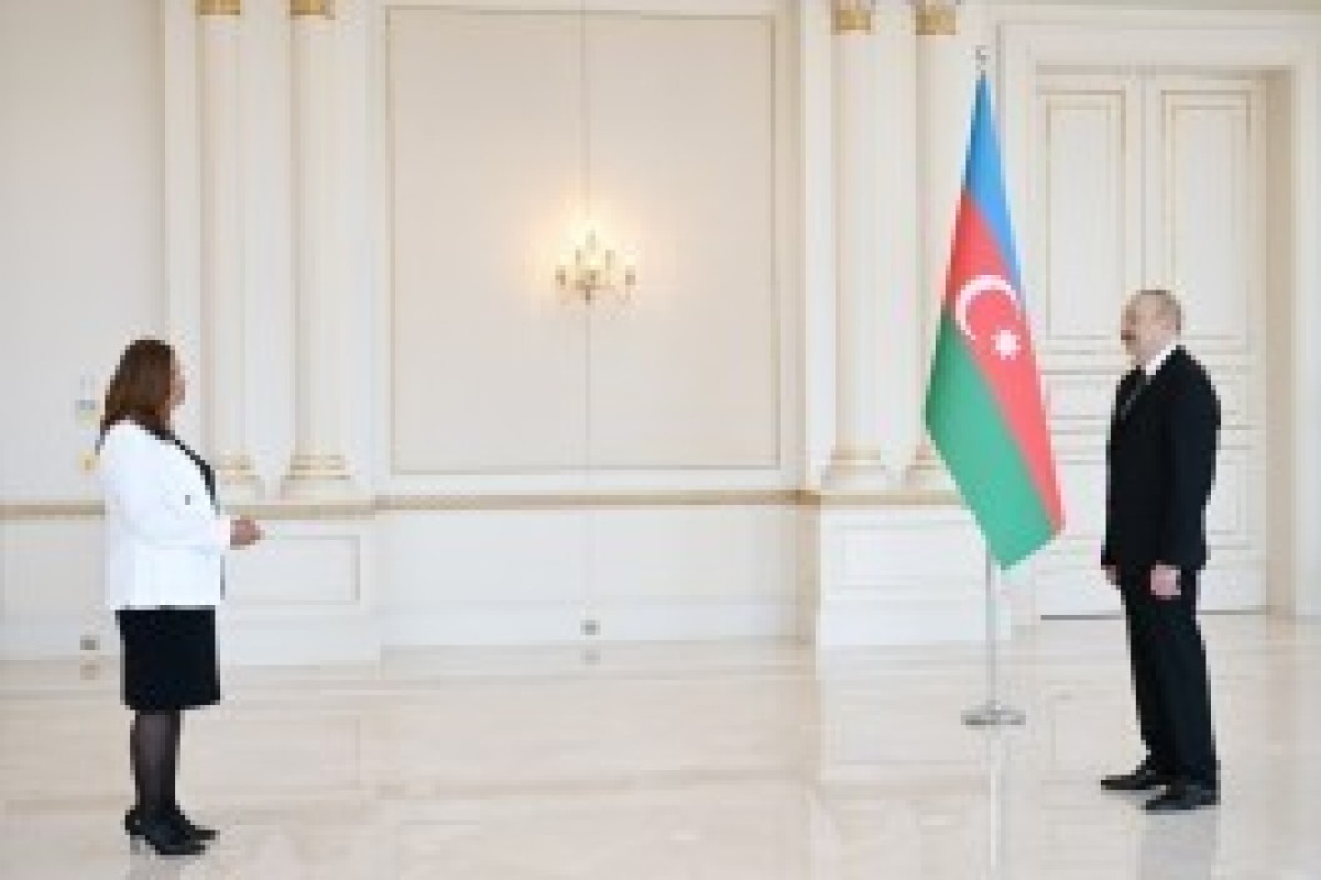 الهام علی‌اف رئیس‌جمهور آذربایجان، سفیر جدید کلمبیا را به حضور پذیرفت