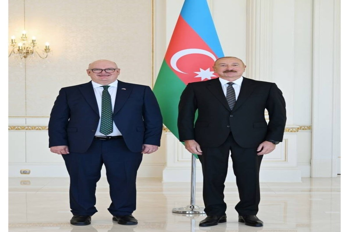 رئیس‌جمهور استوارنامه سفیر جدید بریتانیا در جمهوری آذربایجان را پذیرفت