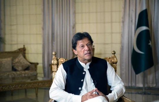 دولت پاکستان از تصمیم مربوط به درمان عمران خان در بیمارستان خصوصی ناراضی است