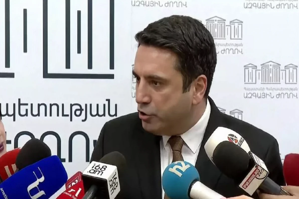 رئیس مجلس ارمنستان: همه مسائل حساس با لاوروف مورد بحث قرار گرفت