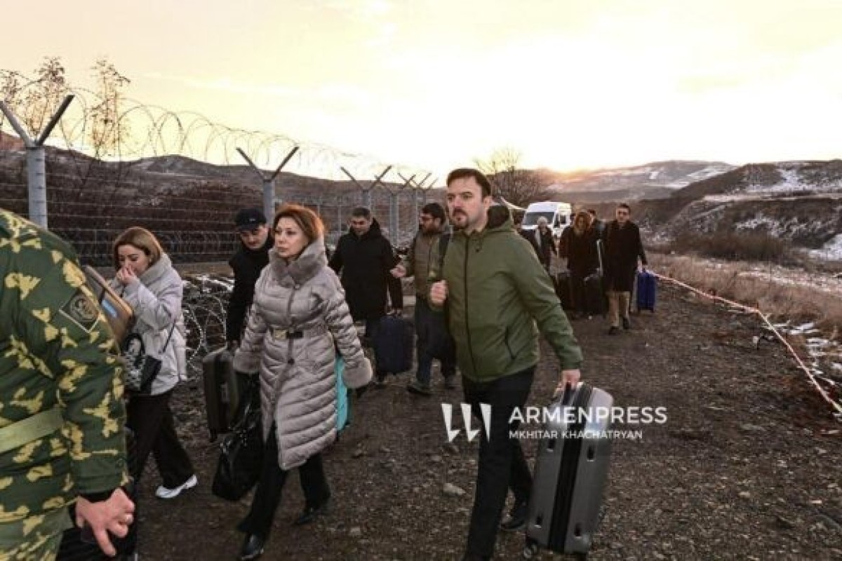 سفر هیئت نمایندگی آذربایجان برای شرکت در میزگرد «پل صلح» به ارمنستان – تصاویر  – ویدیو 