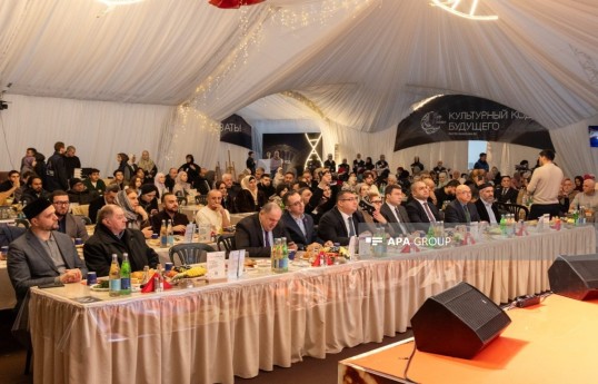 برگزار افطار به نام لیلا علیوا، معاون بنیاد حیدر علی‌اف در مسکو – تصاویر 