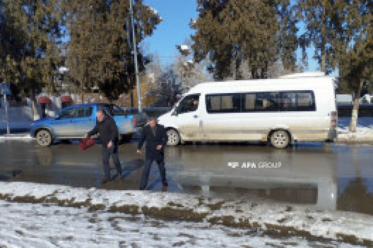 اولین کاروان مهاجرت به شهر خانکندی رسید – تصاویر 