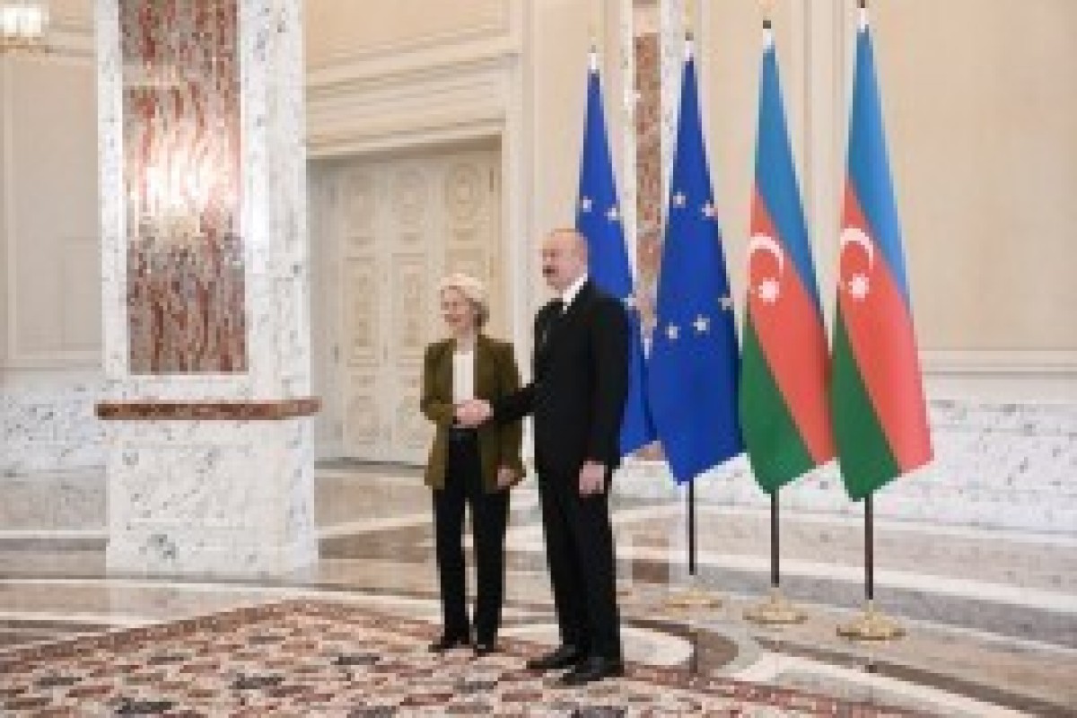 دیدار رئیس جمهور الهام علی‌اف با رئیس کمیسیون اروپا