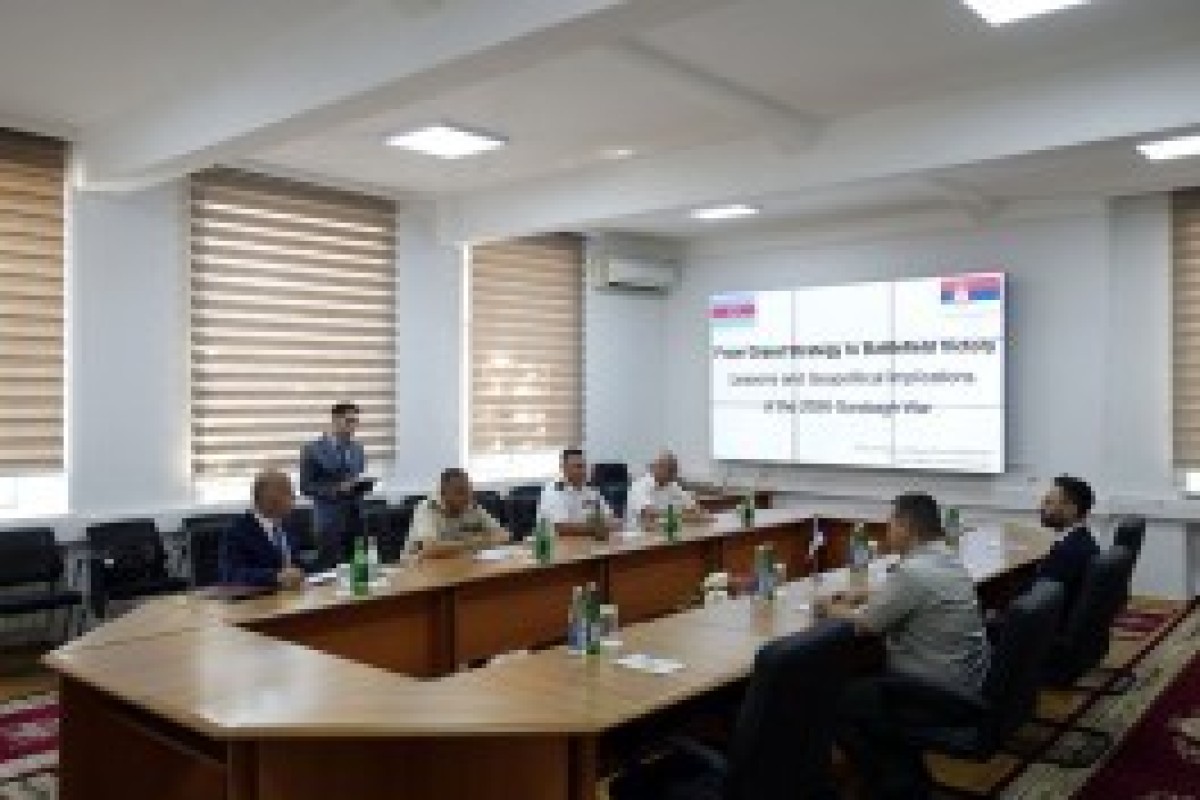 هیئت نمایندگی صربستان به جمهوری آذربایجان سفر کرد