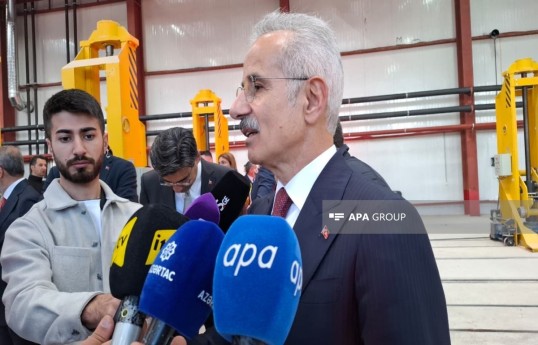 اورالوغلو: راه‌آهن باکو-تفلیس-قارص به رفاه کشورهای مشارکت‌کننده کمک قابل توجهی خواهد کرد