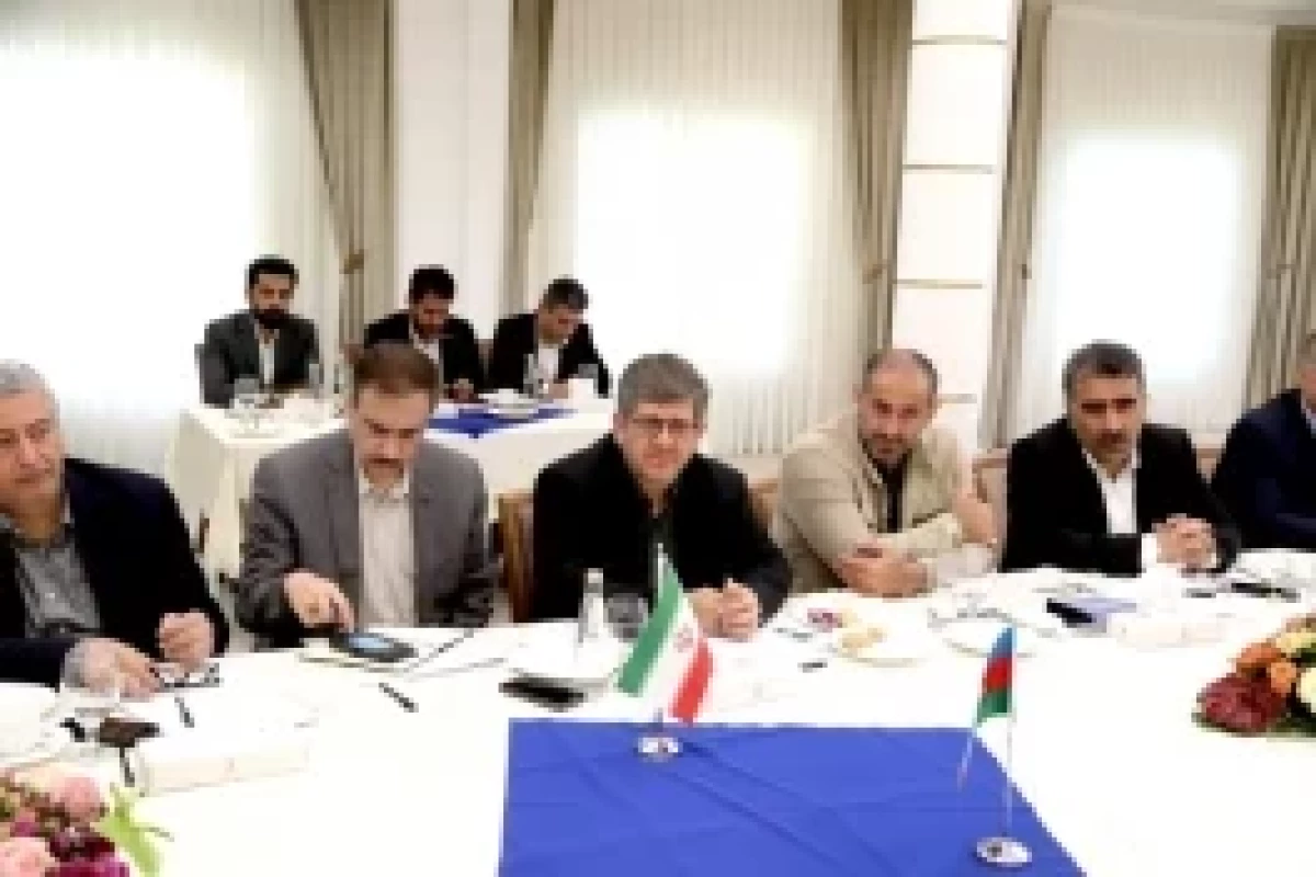 امضای پروتکل همکاری در حوزه حمل و نقل بین ایران و آذربایجان