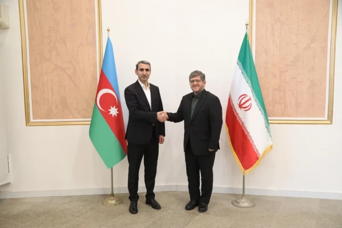 امضای پروتکل همکاری در حوزه حمل و نقل بین ایران و آذربایجان