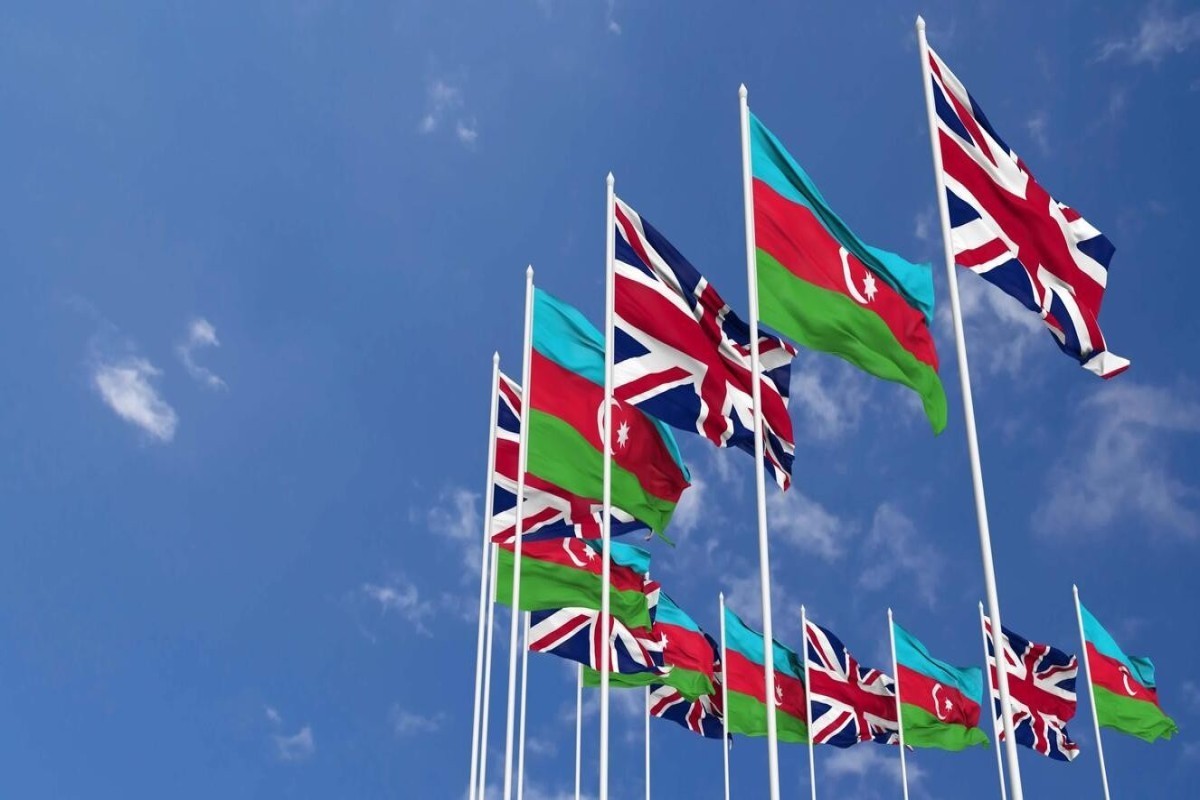 وزیر: بریتانیا و آذربایجان تجارت دوجانبه و سرمایه‌گذاری‌ها را افزایش خواهند داد