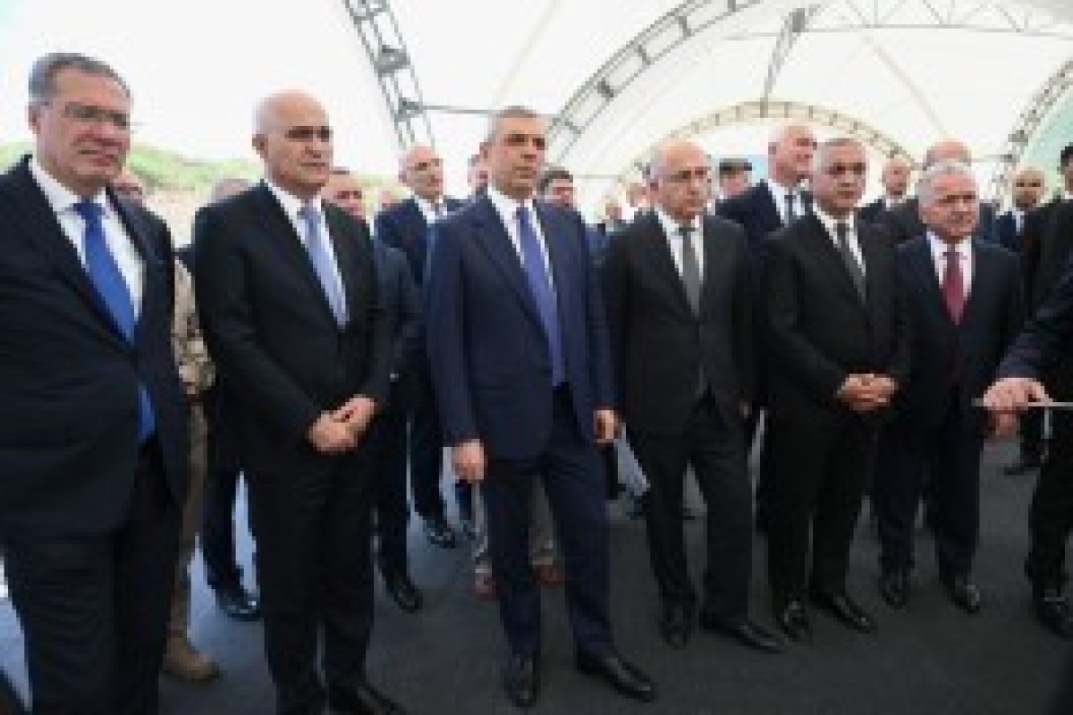 شرکت‌کنندگان نشست ستاد هماهنگی از روند فعالیت‌ها در مجتمع فرآوری معدن «دمیرلی» بازدید کردند