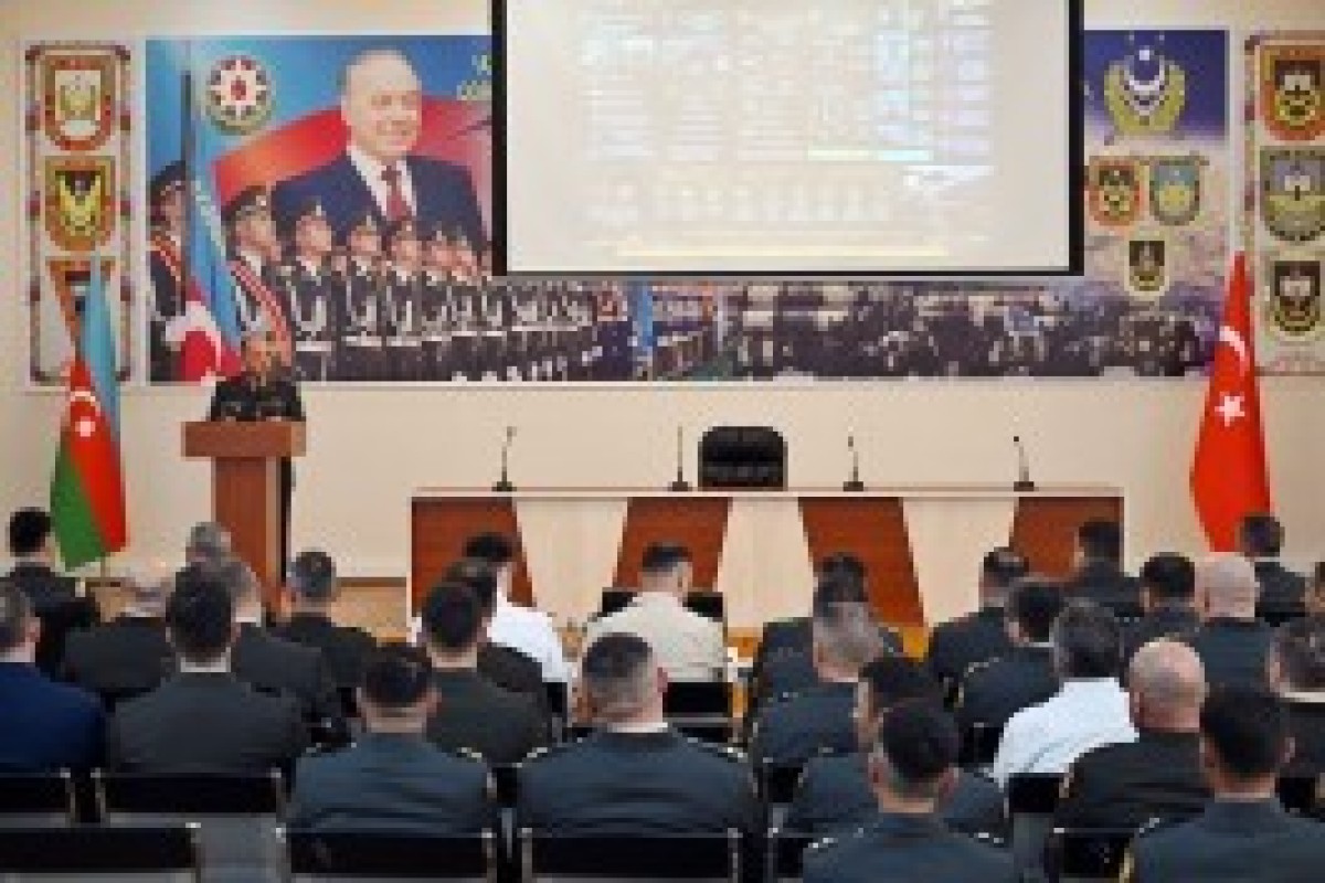 بررسی همکاری آذربایجان و ترکیه در حوزه لجستیک نظامی؛ پروتکل همکاری امضا شد