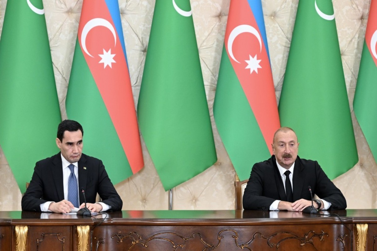 رئیس‌جمهور: همکاری‌های حمل‌ونقل و لجستیک میان آذربایجان و ترکمنستان ماهیت بلندمدت دارد
