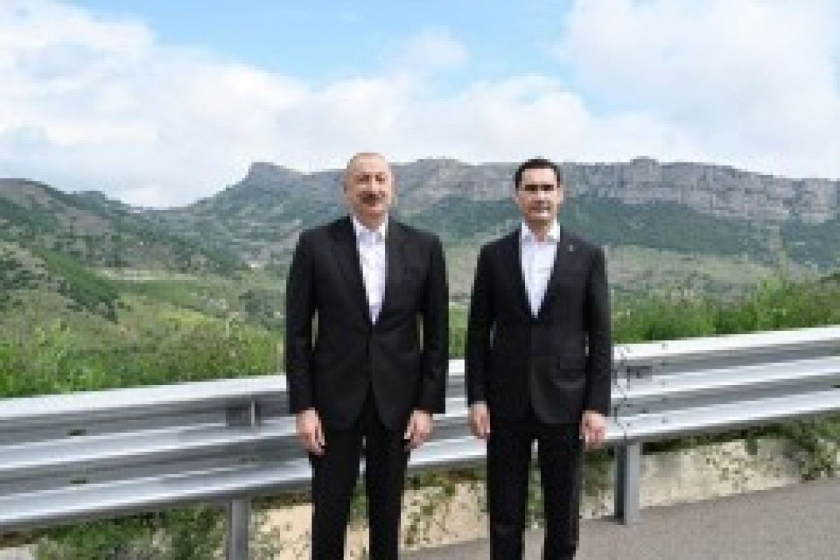روسای جمهور آذربایجان و ترکمنستان در روستای داشالتی شوشا عکس یادگاری گرفتند