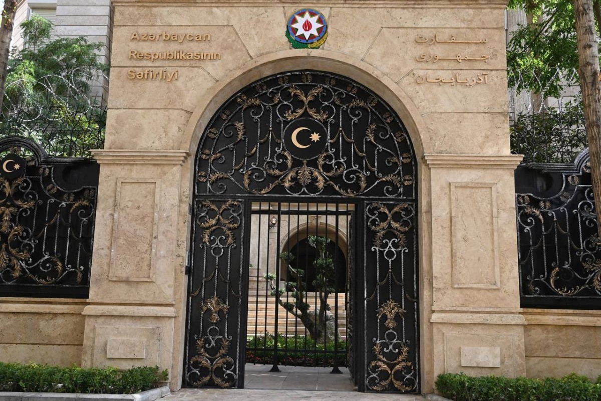 سفیر آذربایجان در ایران: دستور تخلیه سفارت و سرکنسولگری تبریز صادر شد