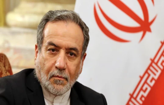 عراقچی: هیچ درخواست آتش‌بس از آمریکا و اسرائیل نداریم، مقاومت ادامه خواهد یافت
