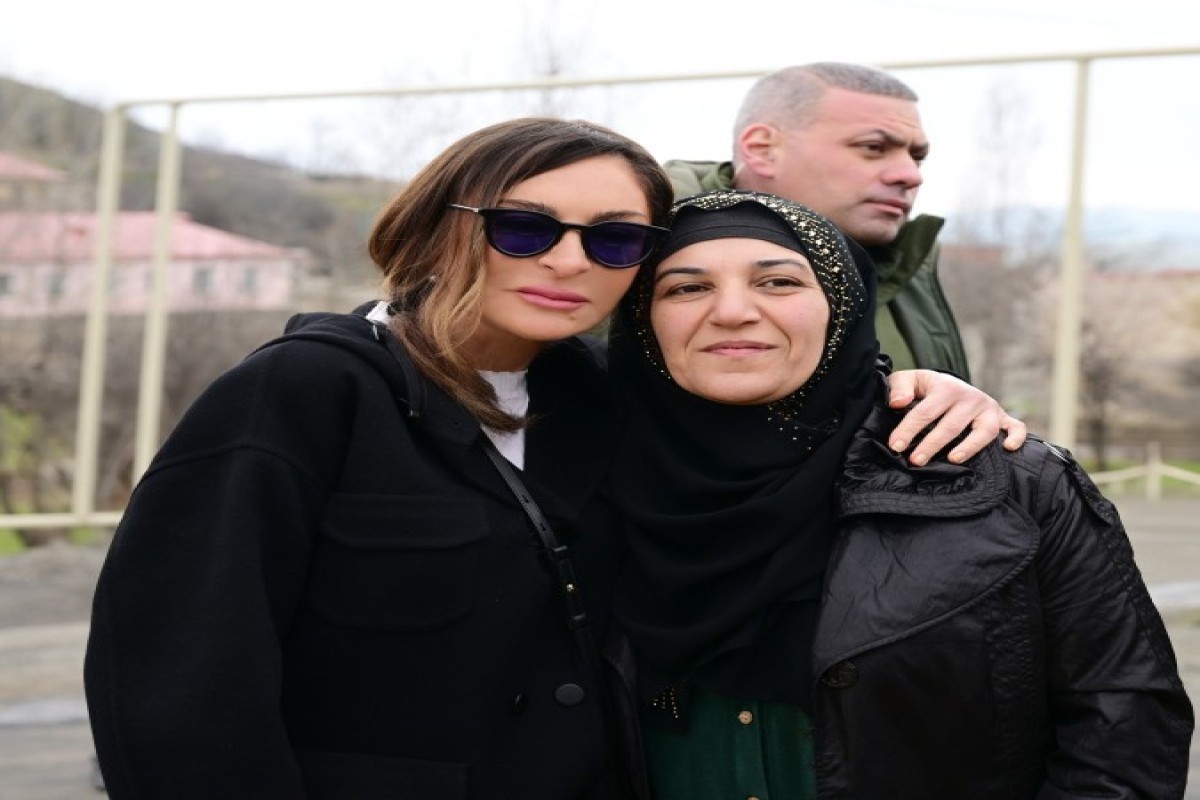 رئیس جمهور از کار مرمت خانه‌ها و زیرساخت‌های روستای خانوبا، خوجاوند بازدید کرد – تصاویر 