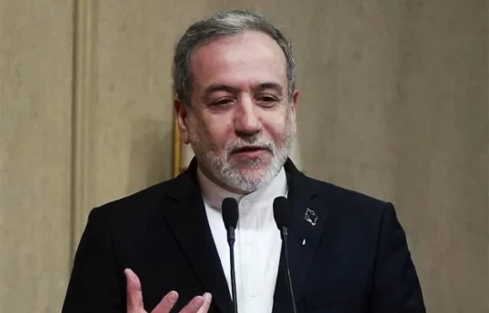 عراقچی معتقد است که دکترین هسته‌ای ایران تغییر نخواهد کرد