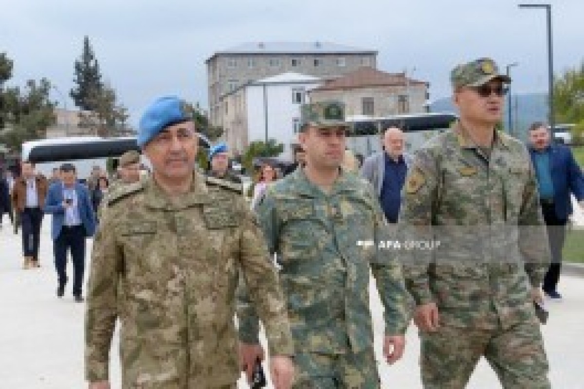 نمایندگان هیئت دیپلماتیک از دانشگاه قره باغ بازدید کردند   - تصاویر 