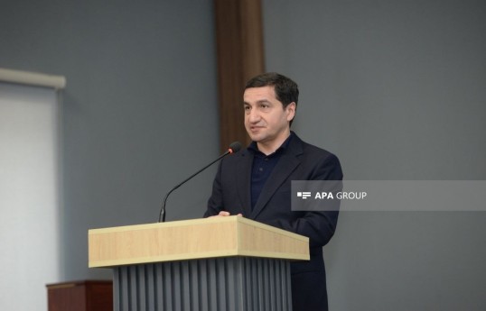 دستیار رئیس‌جمهور: سفر هیئت آذربایجان به ارمنستان یک رویداد تاریخی بود