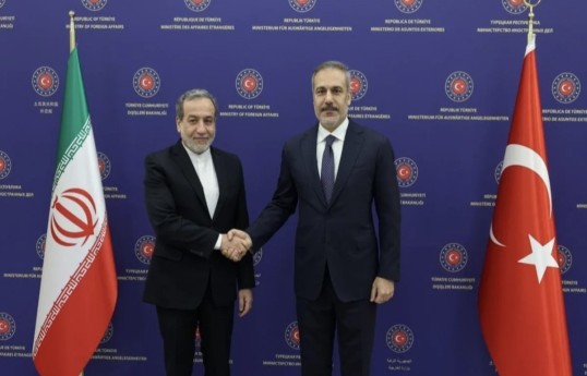 عراقچی هاکان فیدان را در جریان وضعیت پس از جنگ قرار داد