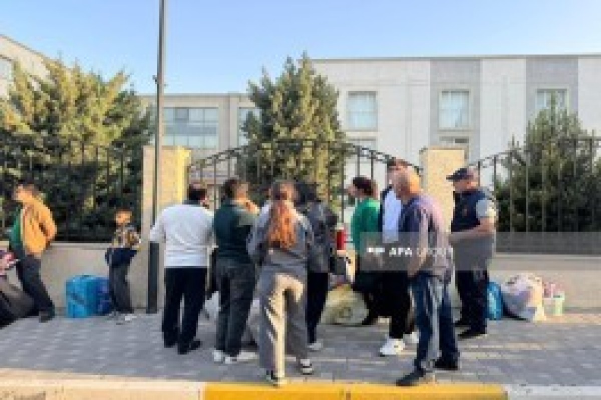کاروان‌های بعدی به شهر زنگیلان و روستای شوکوربیلی جبرائیل  منتقل شد – تصاویر   - ویدیو 
