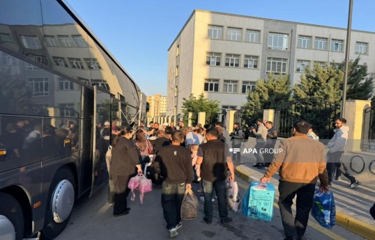 کاروان‌های بعدی به شهر زنگیلان و روستای شوکوربیلی جبرائیل  منتقل شد – تصاویر   - ویدیو 