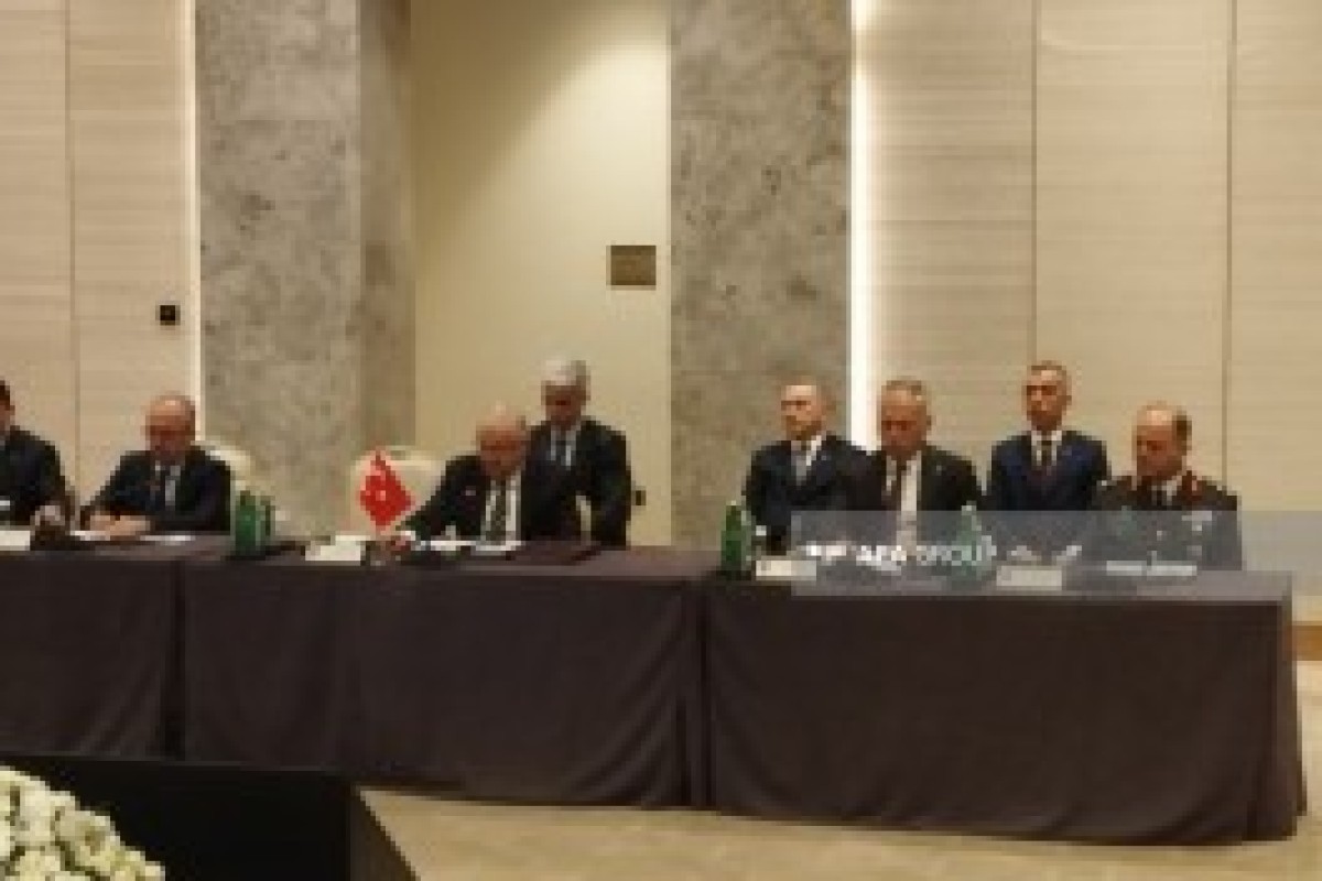 نشست سه‌جانبه وزیران دفاع جمهوری آذربایجان، ترکیه و گرجستان در شوشا – تصاویر  – ویدیو 