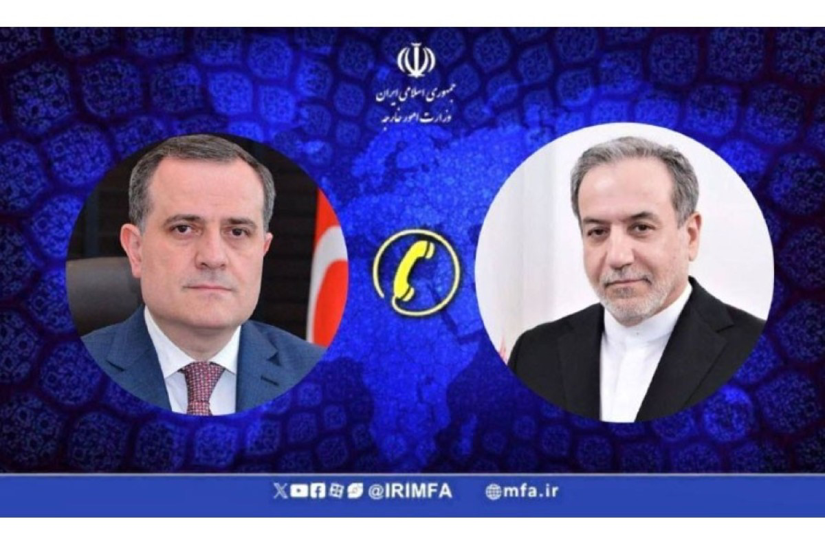 تماس تلفنی وزیر خارجه جمهوری آذربایجان با عراقچی