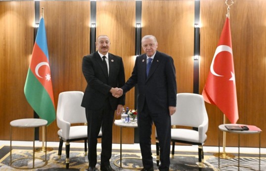 دیدار الهام علی‌اف با رجب طیب اردوغان در بیشکک